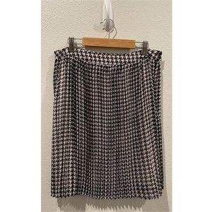 MODCLOTH White Black Pleated Mini Skirt